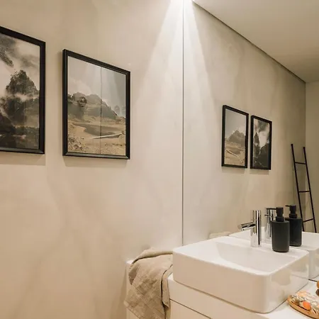 Bielsa - 2 Bedrooms In Amoreiras * Lissabon